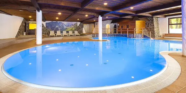 Hotel pod Lomnickým štítem: polopenze i wellness